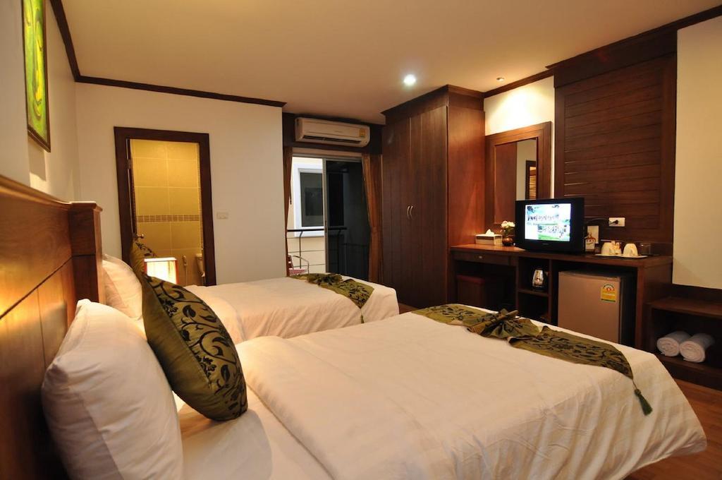 Hemingway'S Hotel Patong Cameră foto